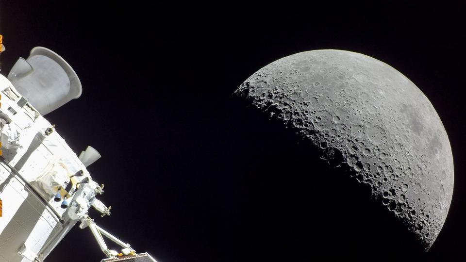 Les images impressionnantes de la Lune capturée de près par la Nasa