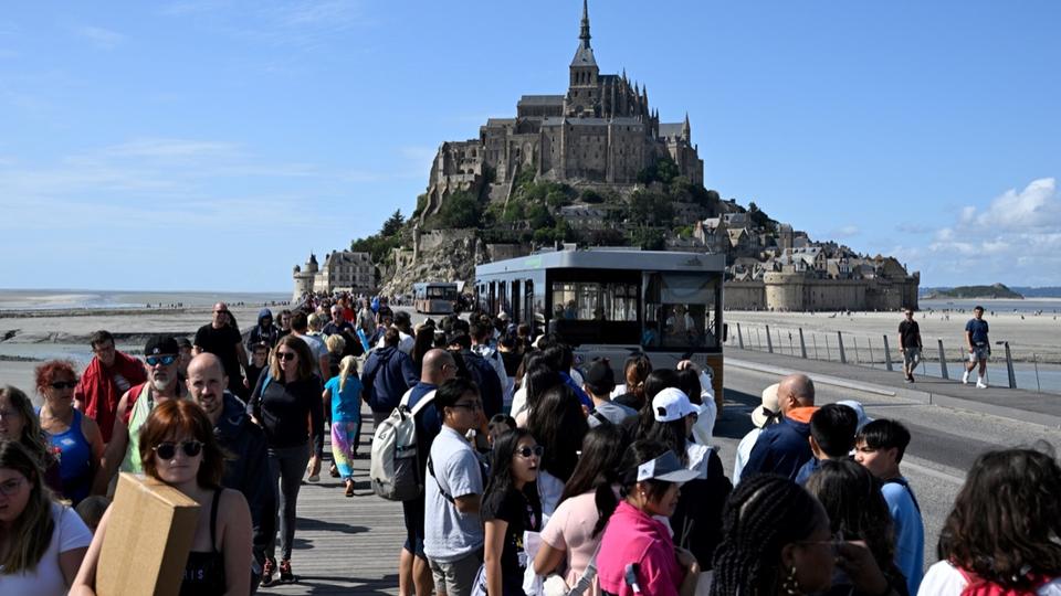 Mont-Saint-Michel : des mesures pour lutter contre le surtourisme