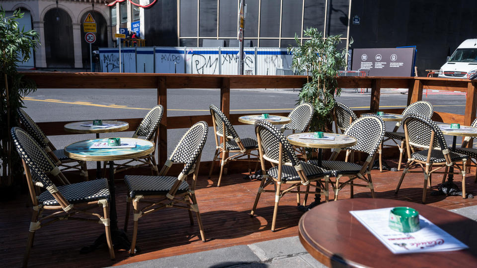 Bars et restaurants : les coussins chauffants arrivent sur les terrasses