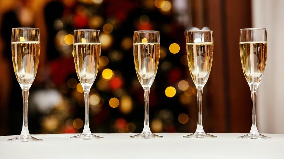 Noël 2022 : comment bien choisir son champagne pour les fêtes ?