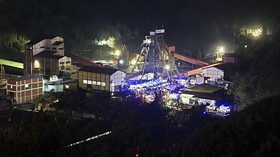 Turquie : au moins 22 morts dans l'explosion d'une mine, des dizaines d'ouvriers bloqués sous terre
