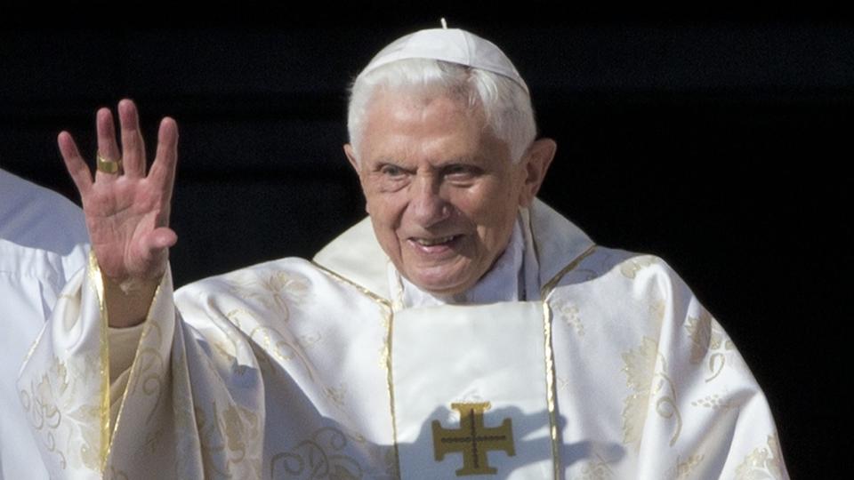 Benoît XVI : le pape émérite est «lucide» et son état «stable», selon le Vatican