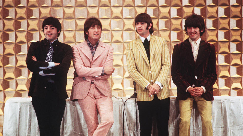 Beatles : John Lennon ressuscité par l'intelligence artificielle pour une chanson inédite