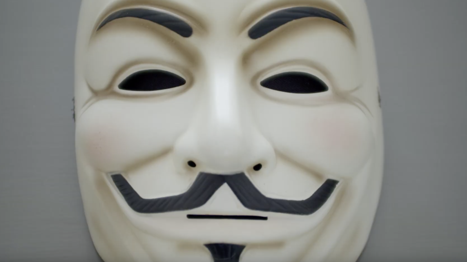 The Face of Anonymous : un documentaire fascinant sur Commander X, le célèbre cyber-révolutionnaire
