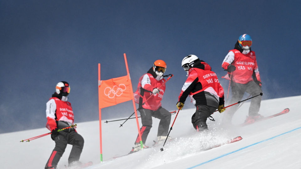 JO 2022 : la descente hommes de ski alpin, annulée en raison du vent, reprogrammée lundi à 12 h
