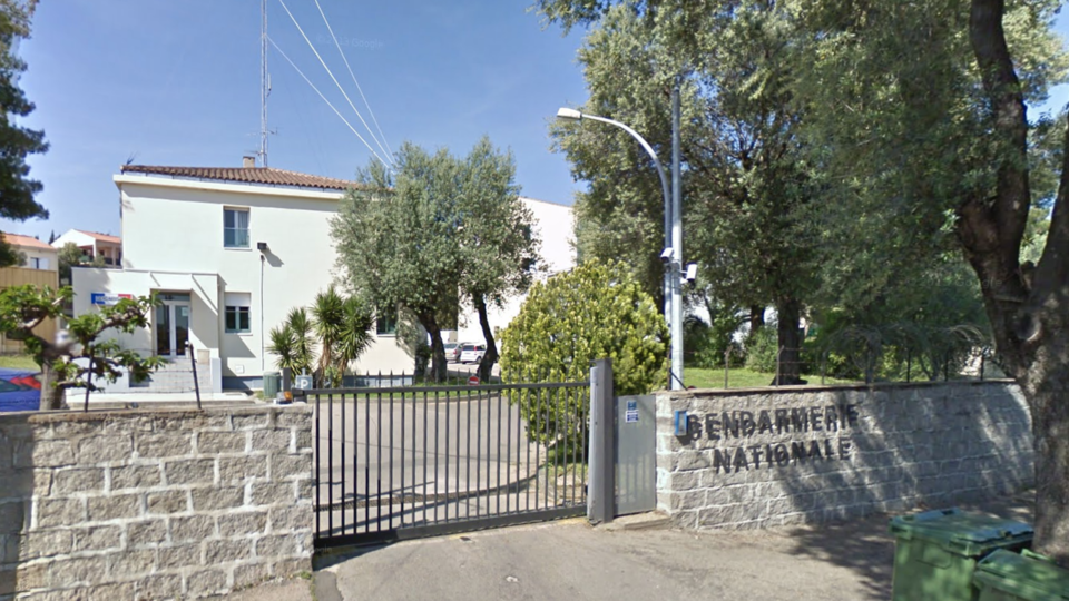 Agression d'Yvan Colonna : des violences en cours près de la gendarmerie de Porto-Vecchio