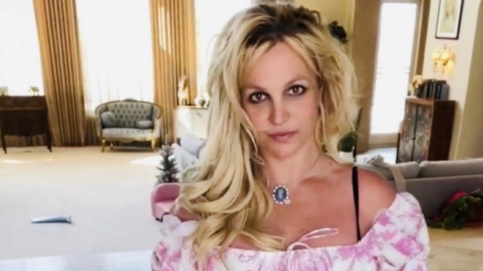 Britney Spears annonce être enceinte