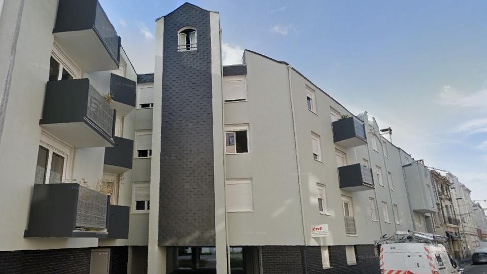 Nantes : une jeune femme de 20 ans meurt dans l'incendie d'un appartement