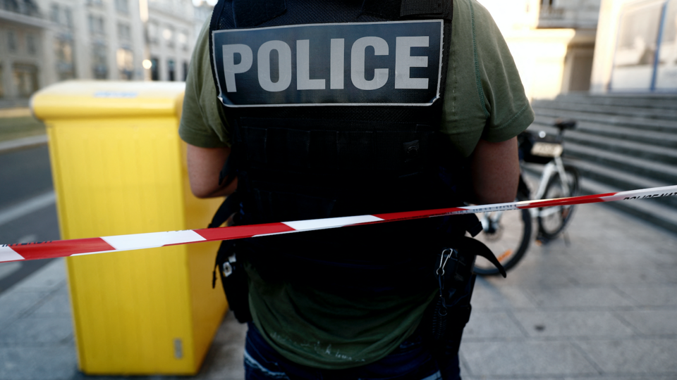Seine-Maritime : un homme poignarde son voisin après un différend