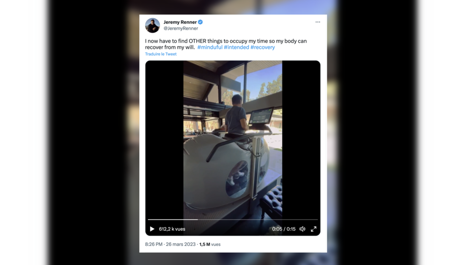 Jeremy Renner fait ses premiers pas dans une vidéo sur Twitter, 3 mois après son terrible accident