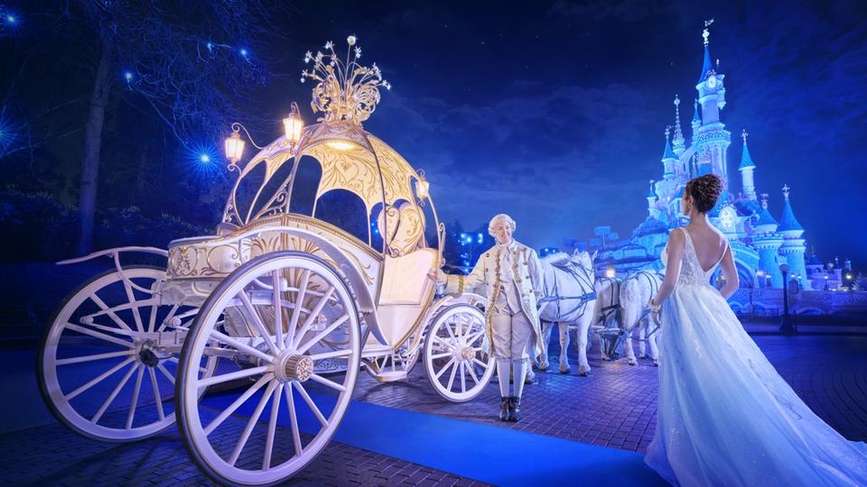 Disneyland Paris : il est désormais possible de se marier dans un carrosse dans le parc d'attraction