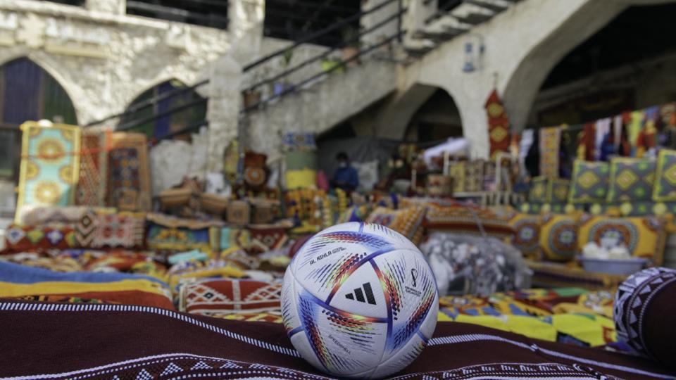 Coupe du monde 2022 : hôtels, repas... comment voyager au Qatar à petit prix