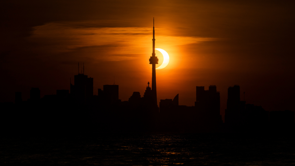 Une éclipse solaire en forme d'«anneau de feu» arrive bientôt : ce qu'il faut savoir