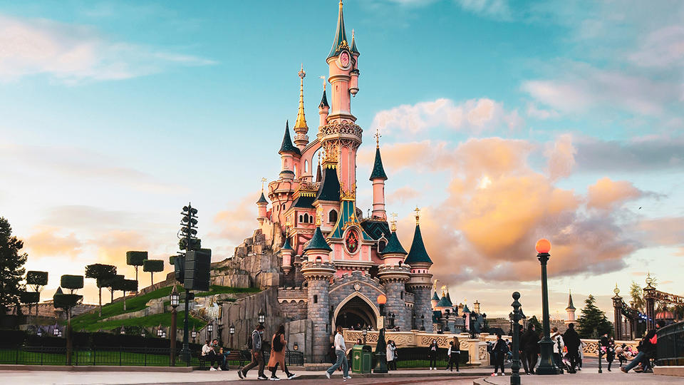 Disneyland : Vers la création d'un parc d'attraction dans le metavers ?