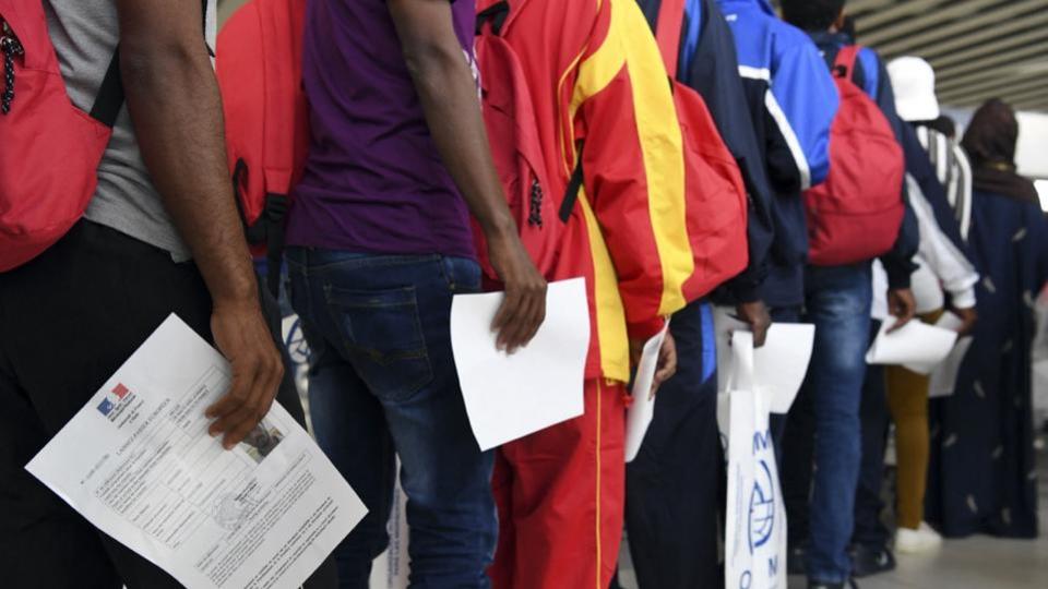 Sondage : 66% des Français favorables à une restriction du droit d'asile dans le pays