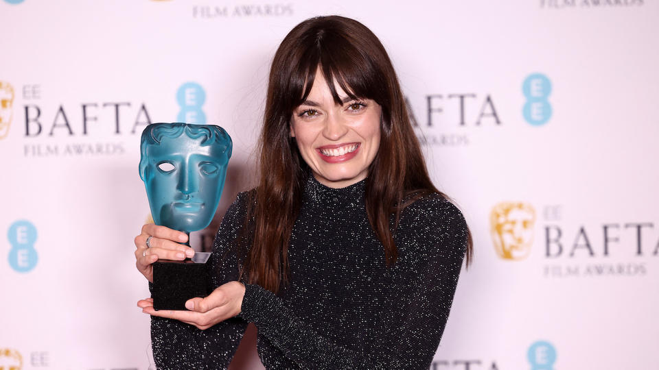 Emma MacKey : récompensée aux Bafta ce dimanche, l'actrice confirme son départ de la série «Sex Education»