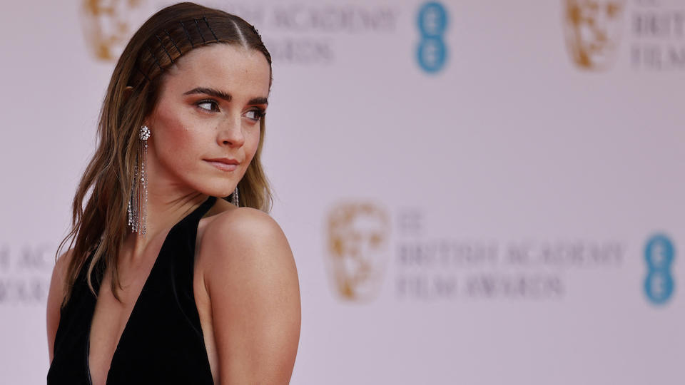 BAFTA 2022 : « Je suis ici pour TOUTES les sorcières », le subtil tacle d'Emma Watson à J.K. Rowling