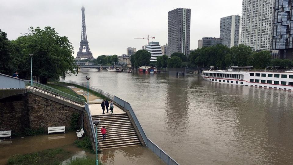 France en 2050 : inondations, risques d'effondrement... à quoi le pays pourrait ressembler selon une étude