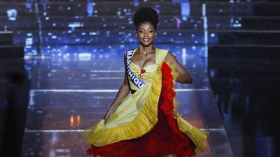 Miss Univers : tout savoir sur Floriane Bascou, qui représentera la France lors du concours aux Etats-Unis