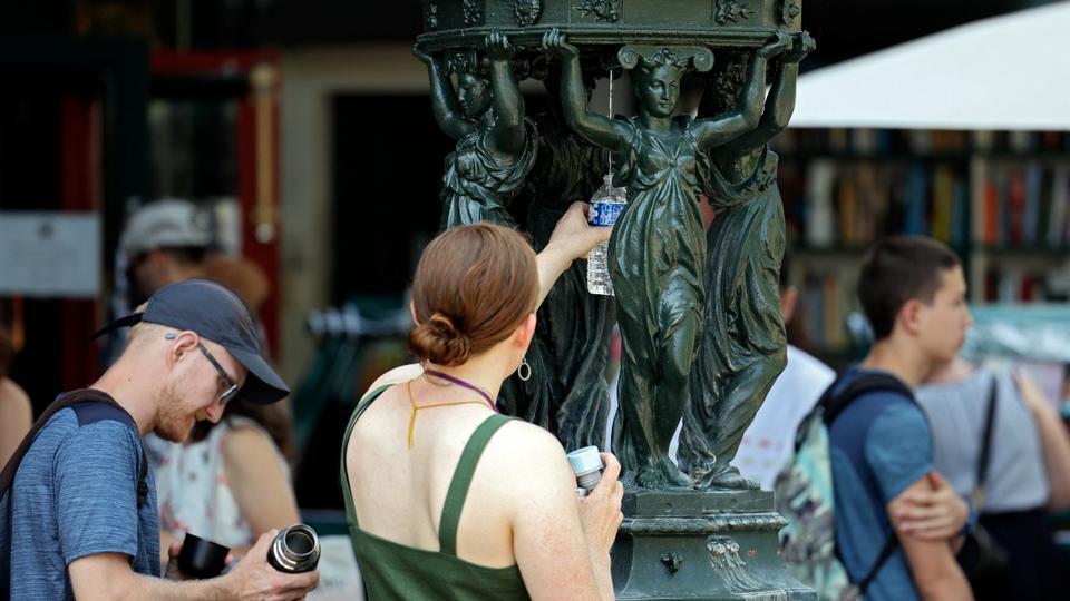 Paris : où trouver des fontaines pour se rafraîchir en pleine canicule ?