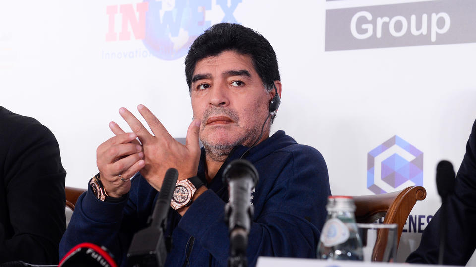 Mort de Diego Maradona : le personnel de santé bientôt jugé ?