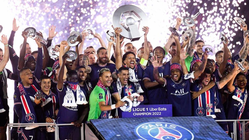 Ligue 1 : le PSG champion, Monaco et l'OM sur le podium... Le scénario de la saison prédit par une étude