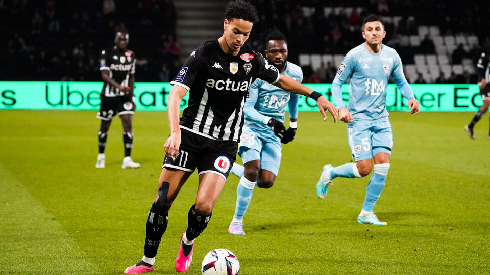 Ligue 1 : le triste record battu par Angers après sa défaite contre Ajaccio