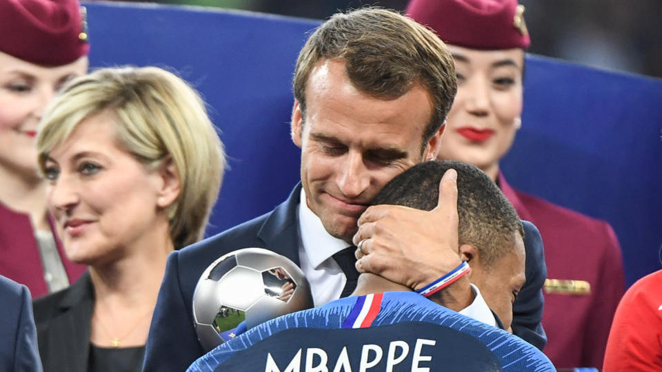 PSG : Emmanuel Macron partage sa grande admiration pour Kylian Mbappé dans une lettre