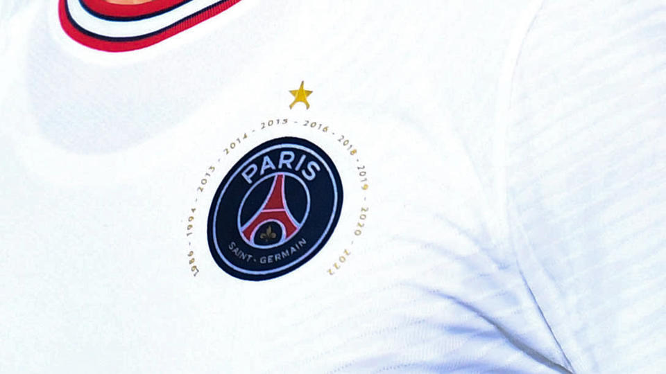 PSG : le nouveau maillot et le sponsor principal enfin dévoilés (photos)