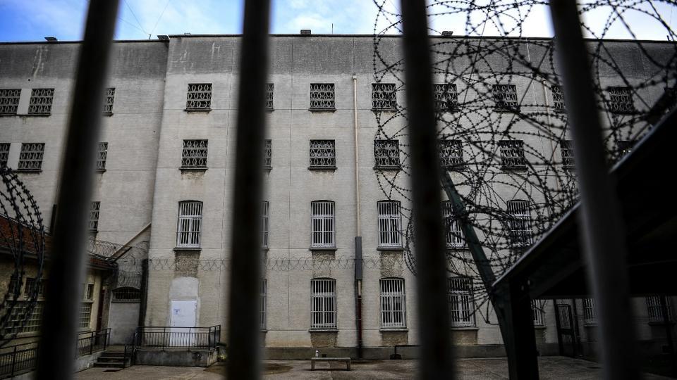 Île-de-France : les prisons franciliennes sont-elles vraiment surpeuplées ?