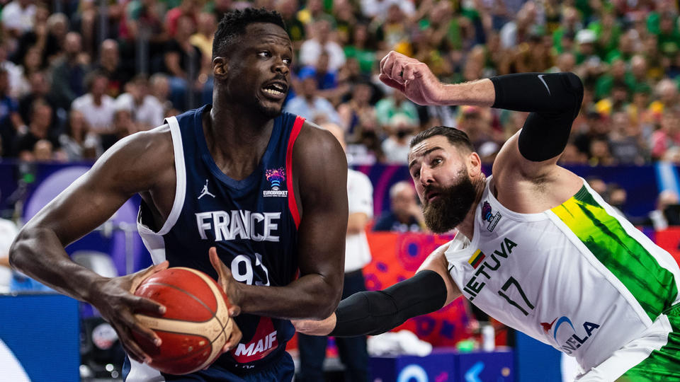 Eurobasket 2022 : la France se rassure avec une première victoire face à la Lituanie (77-73)