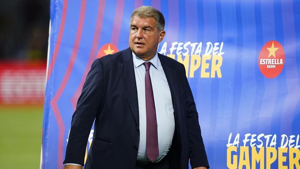FC Barcelone : le président Joan Laporta inculpé pour corruption dans l'enquête sur le scandale arbitral