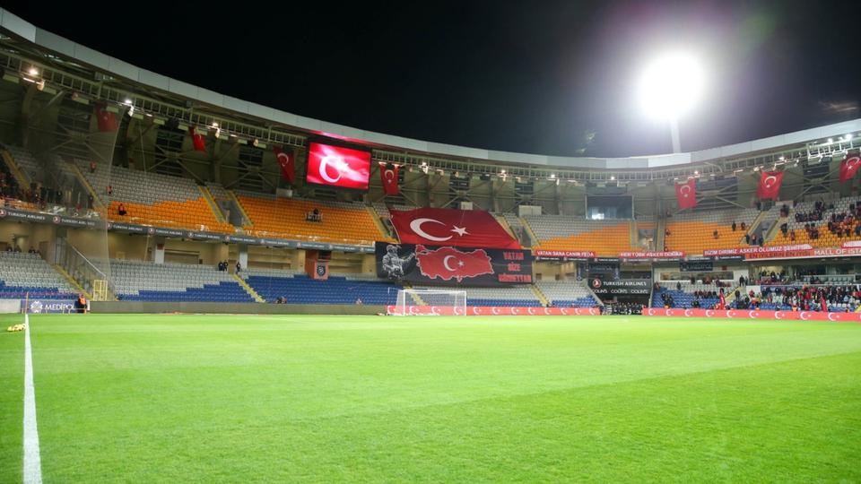 Football : des coups de feu contre le siège de la Fédération turque