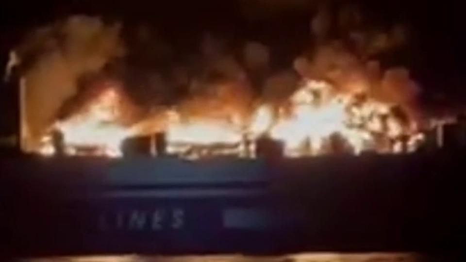 Grèce : un paquebot prend feu en mer Ionienne, 237 passagers évacués sur des canots de sauvetage