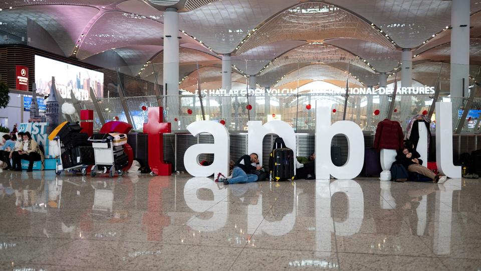Daesh : un « cadre » de l'organisation terroriste arrêté à l'aéroport d'Istanbul