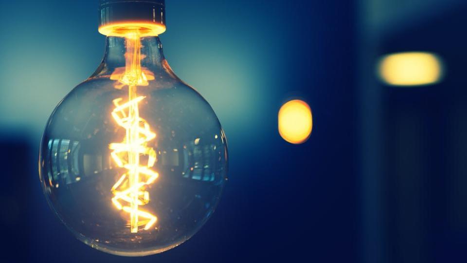 Électricité : vers une nouvelle hausse de 10% des tarifs réglementés début 2024 ?