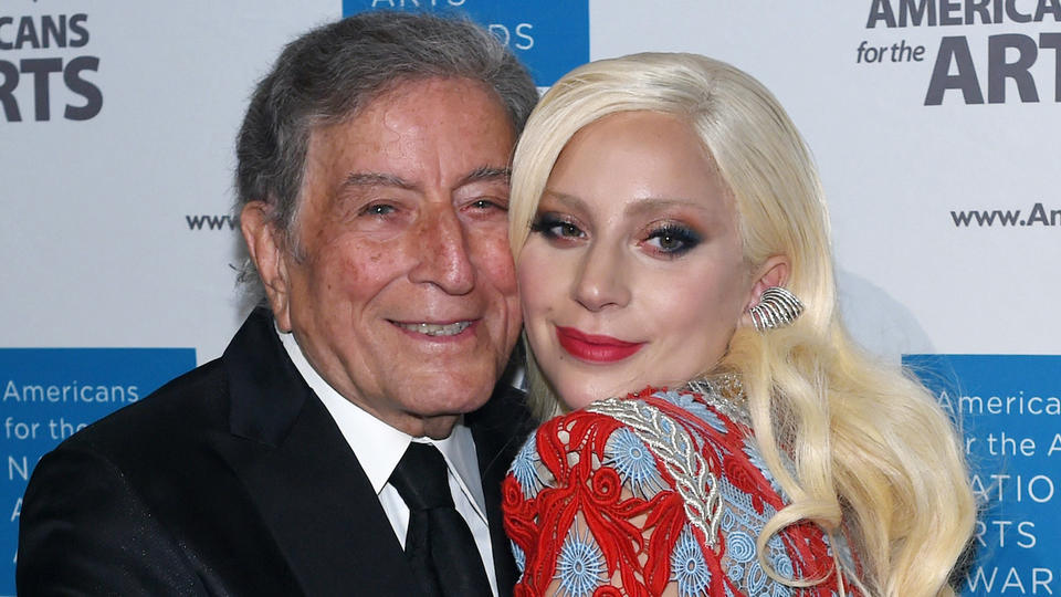 Lady Gaga rend un bouleversant hommage à son «vrai ami» le crooner Tony Bennett