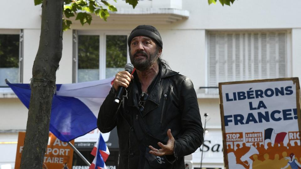 Législatives : Francis Lalanne se porte candidat en Charente