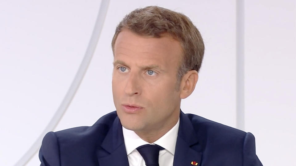 «Ça tombe comme à Gravelotte», «poudre de perlimpinpin», «saut de cabri», «galimatias»... : les expressions étonnantes d'Emmanuel Macron