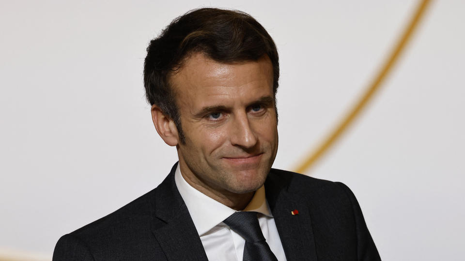 Nouvel an lunaire : Emmanuel Macron adresse ses voeux sur Twitter