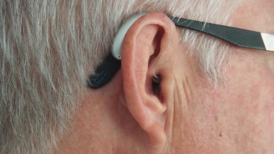 Santé : des scientifiques auraient inventé un traitement pour éviter de devenir sourd