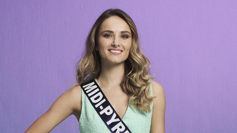 Miss France 2022 : qui est Hannah Friconnet, Miss Midi-Pyrénées ?