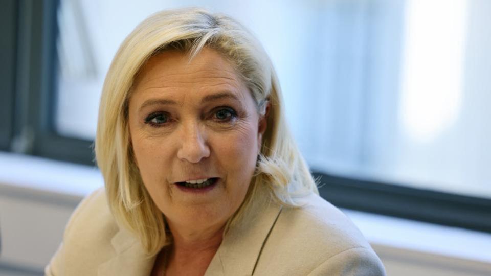 Présidentielle 2022 : A quoi pourrait ressembler le gouvernement de Marine Le Pen ?