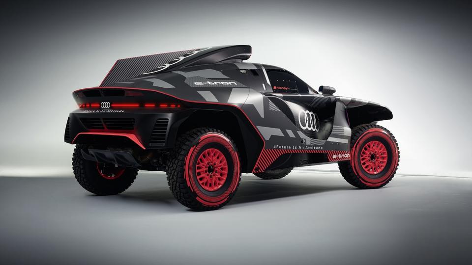 Quelle est cette Audi futuriste qui va disputer le Dakar 2022 ?