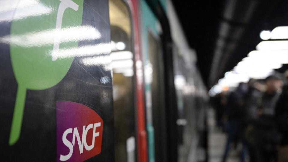 Ile-de-France : une grève surprise frappe les lignes L et J ainsi que le RER A