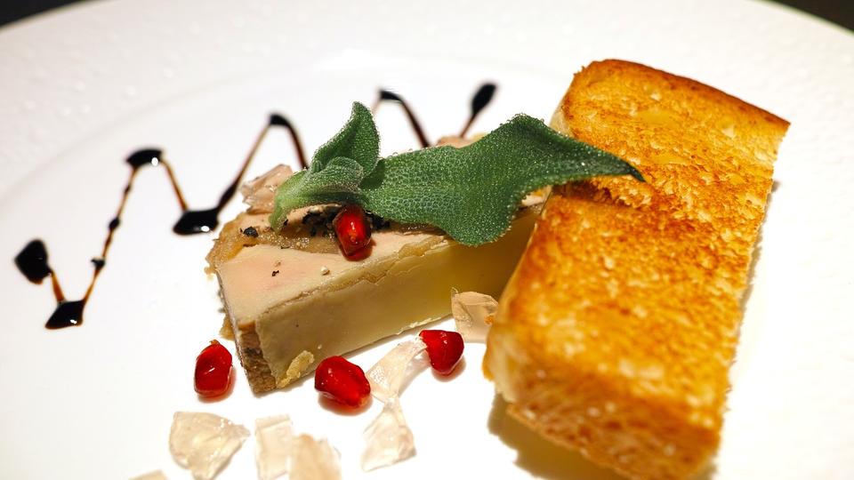 Dordogne : la permanence d'un député défenseur du foie gras dégradée