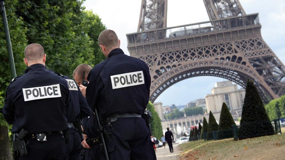 Soupçons de viol au Champs de Mars : les deux gardes à vue levées, l'enquête se poursuit