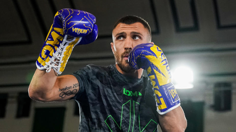 Vasyl Lomachenko : taille, apnée , business ... tout savoir sur le boxeur superstar ukrainien de retour ce samedi