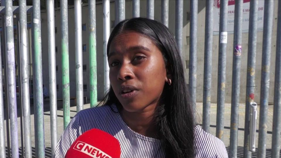 «Je veux montrer à la France que je veux vraiment rester», témoigne une lycéenne Sri Lankaise menacée d'expulsion