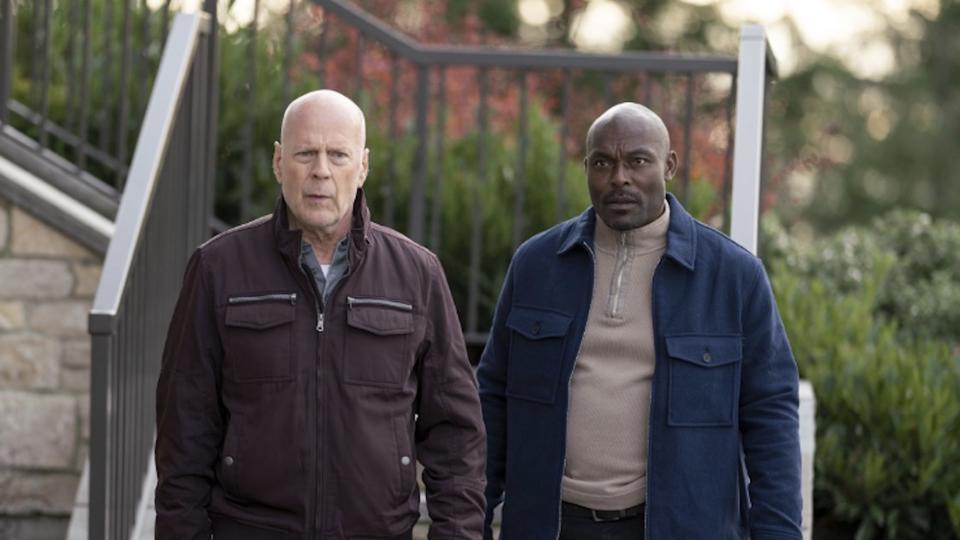 Bruce Willis : «Il a fallu que je le secoue» sur son dernier tournage, raconte l'acteur Jimmy Jean-Louis